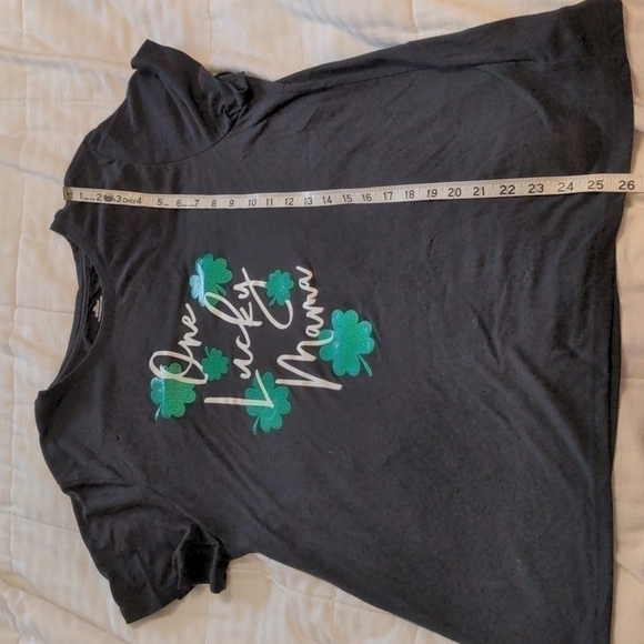 one lucky Mama St. Patrick's day shirt Extra Large - Picture 6 of 6